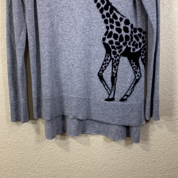 Peck & Peck Sweater Gray with Giraffe Design M 100% Cashmere SOFT - Picture 2 of 12